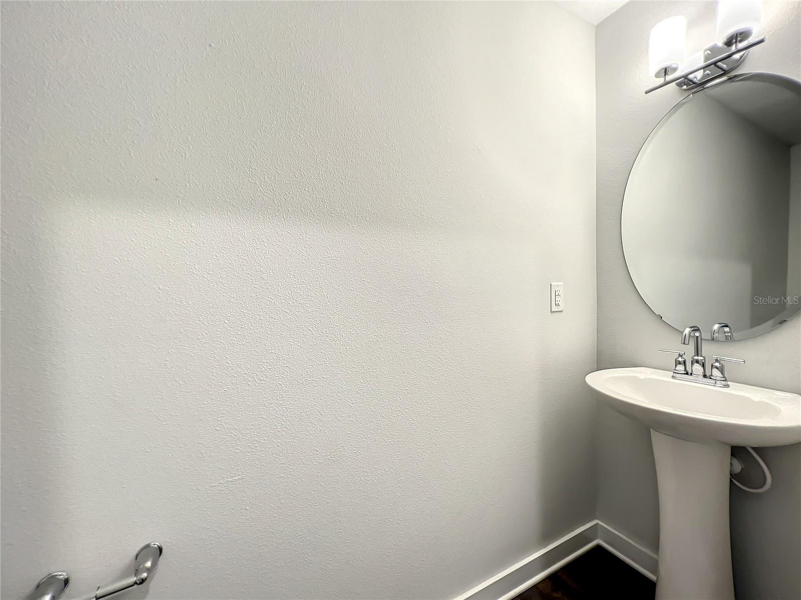 3715 W WISCONSIN AVE #3 — photo 37
