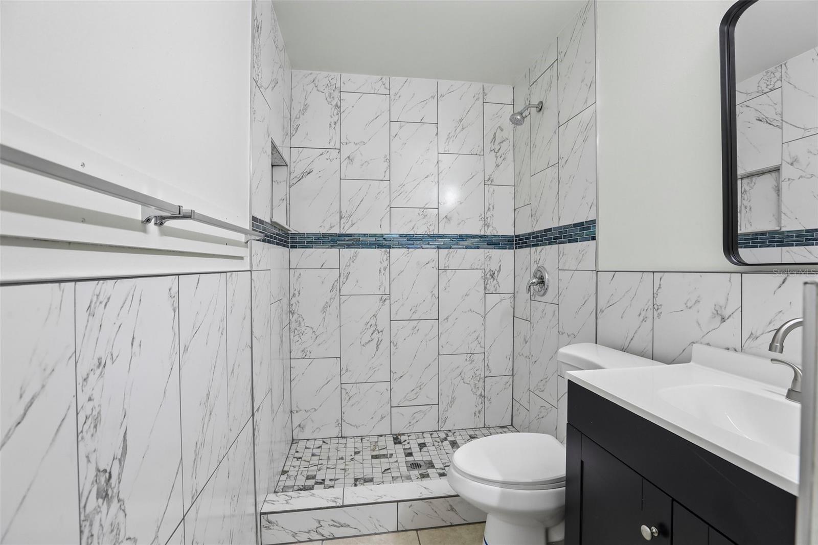 15134 VERONA AVE — photo 7