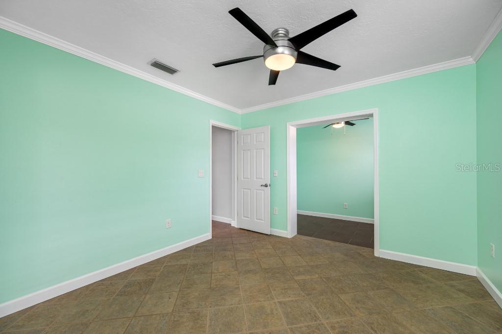 10308 SANDPIPER RD W — photo 10