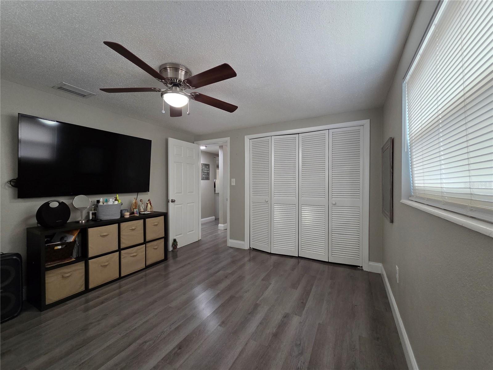 4834 GASLIGHT AVE — photo 16