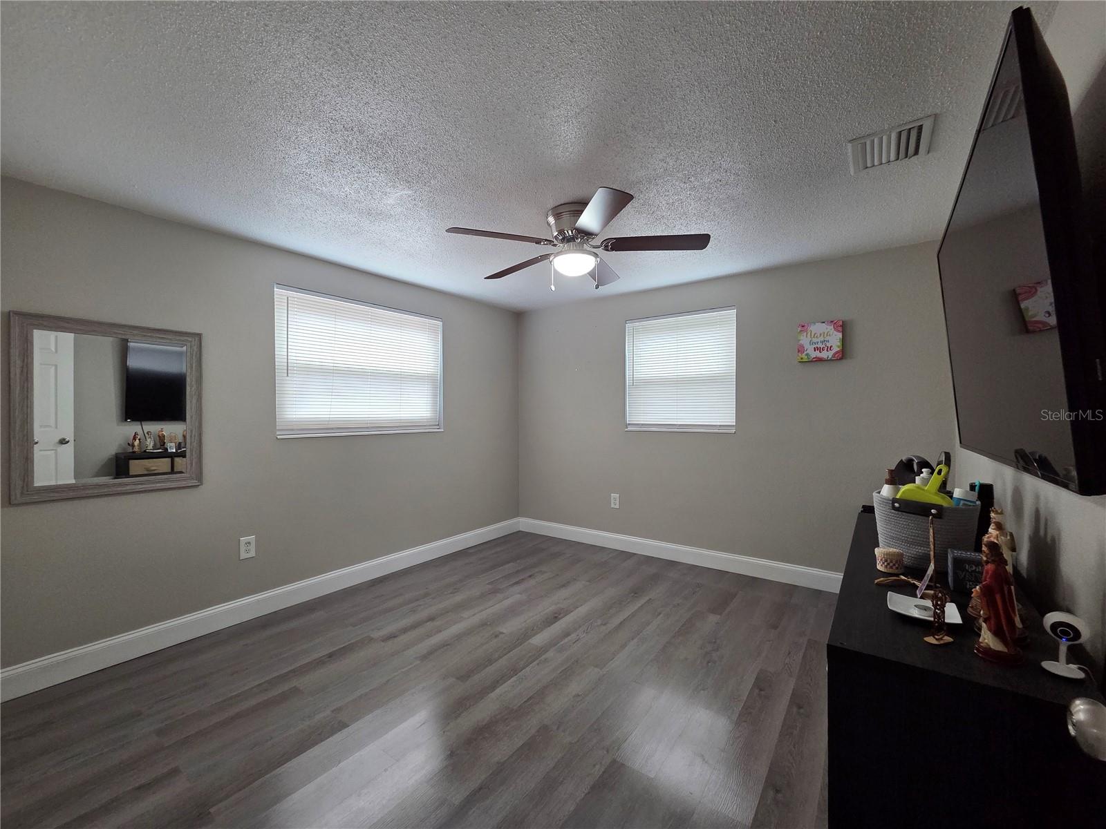 4834 GASLIGHT AVE — photo 15