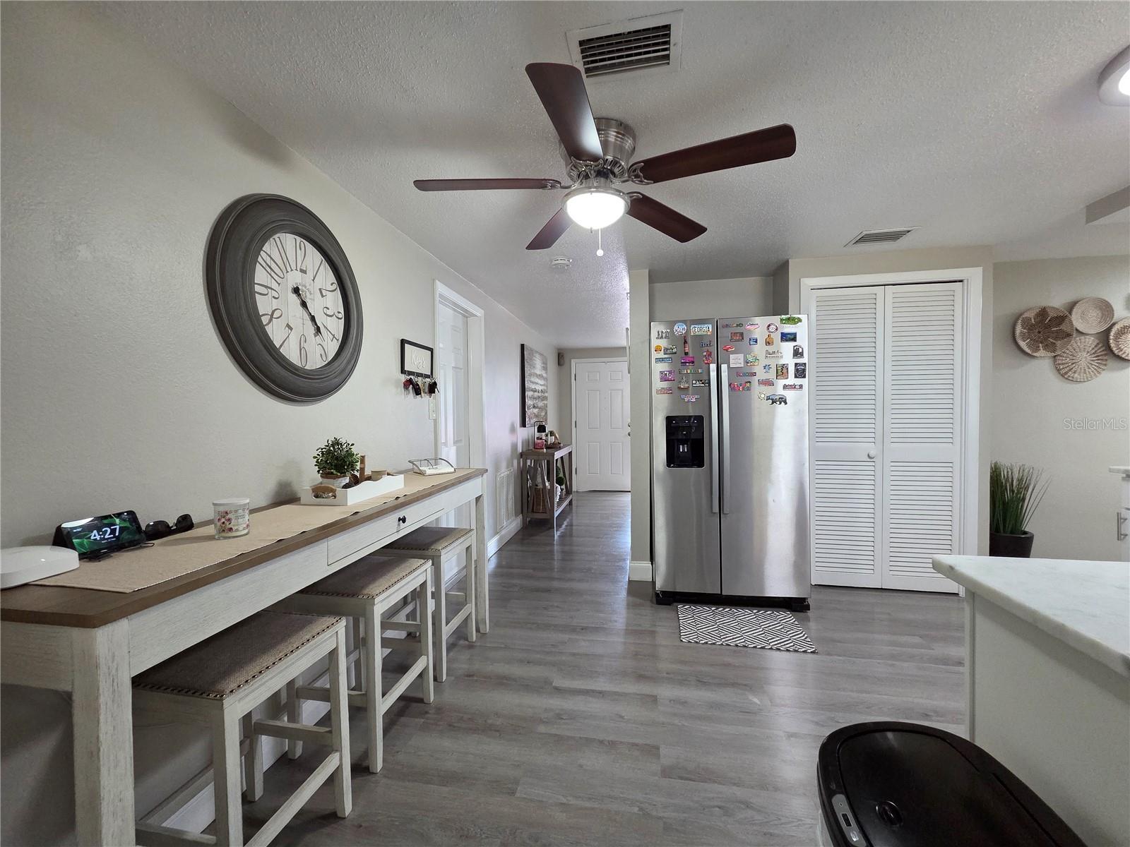 4834 GASLIGHT AVE — photo 5