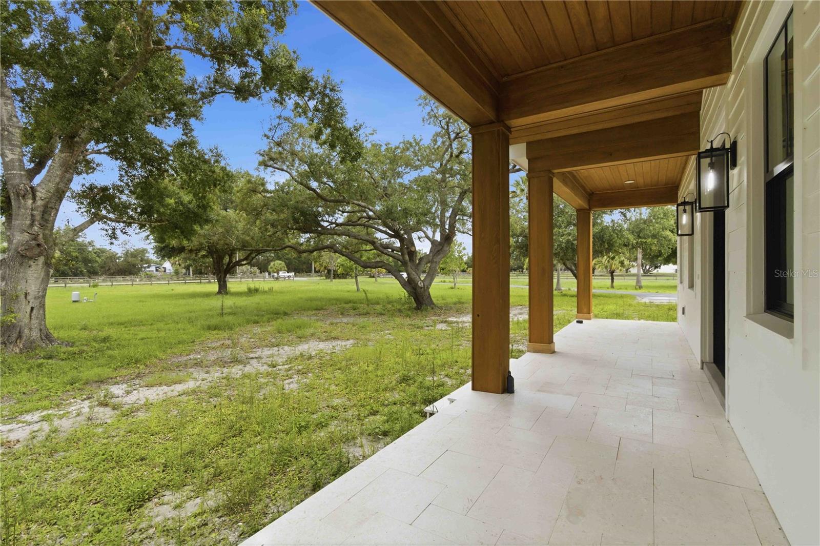 639 OAKFORD RD — photo 11
