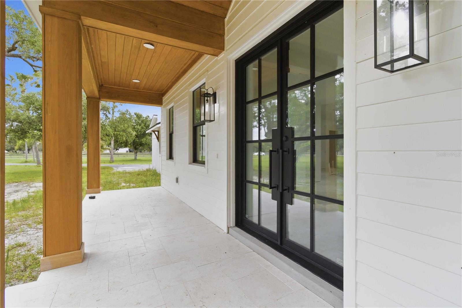 639 OAKFORD RD — photo 8
