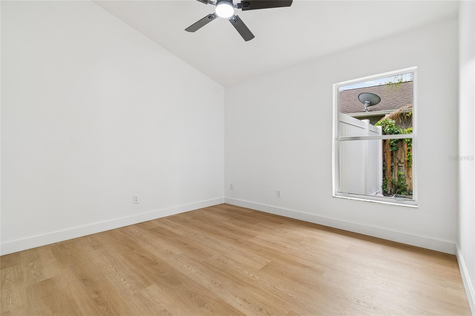3041 BEAVER POND TRL — photo 16
