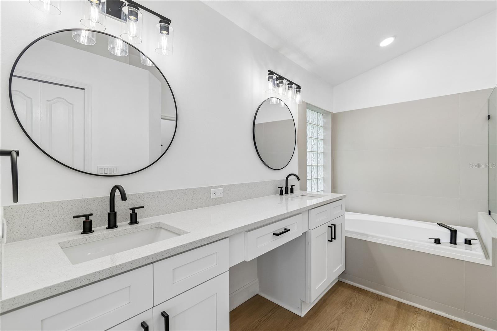 3041 BEAVER POND TRL — photo 37