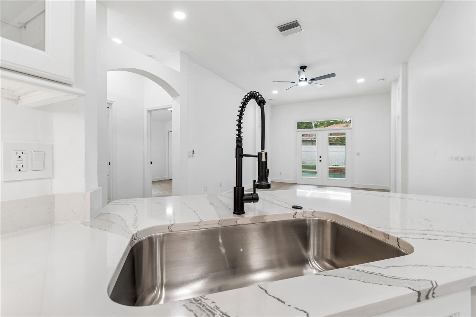 3041 BEAVER POND TRL — photo 10
