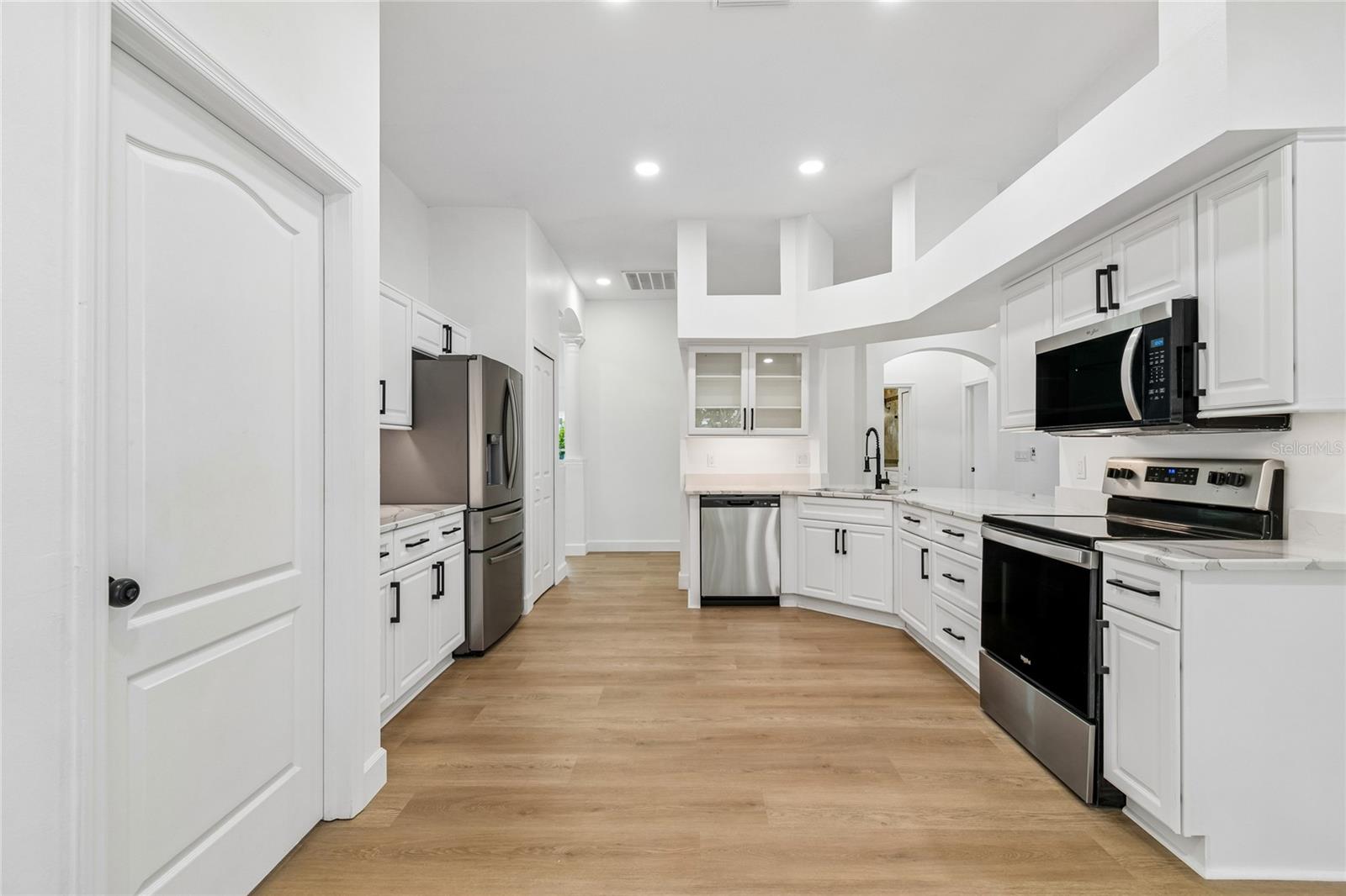 3041 BEAVER POND TRL — photo 11