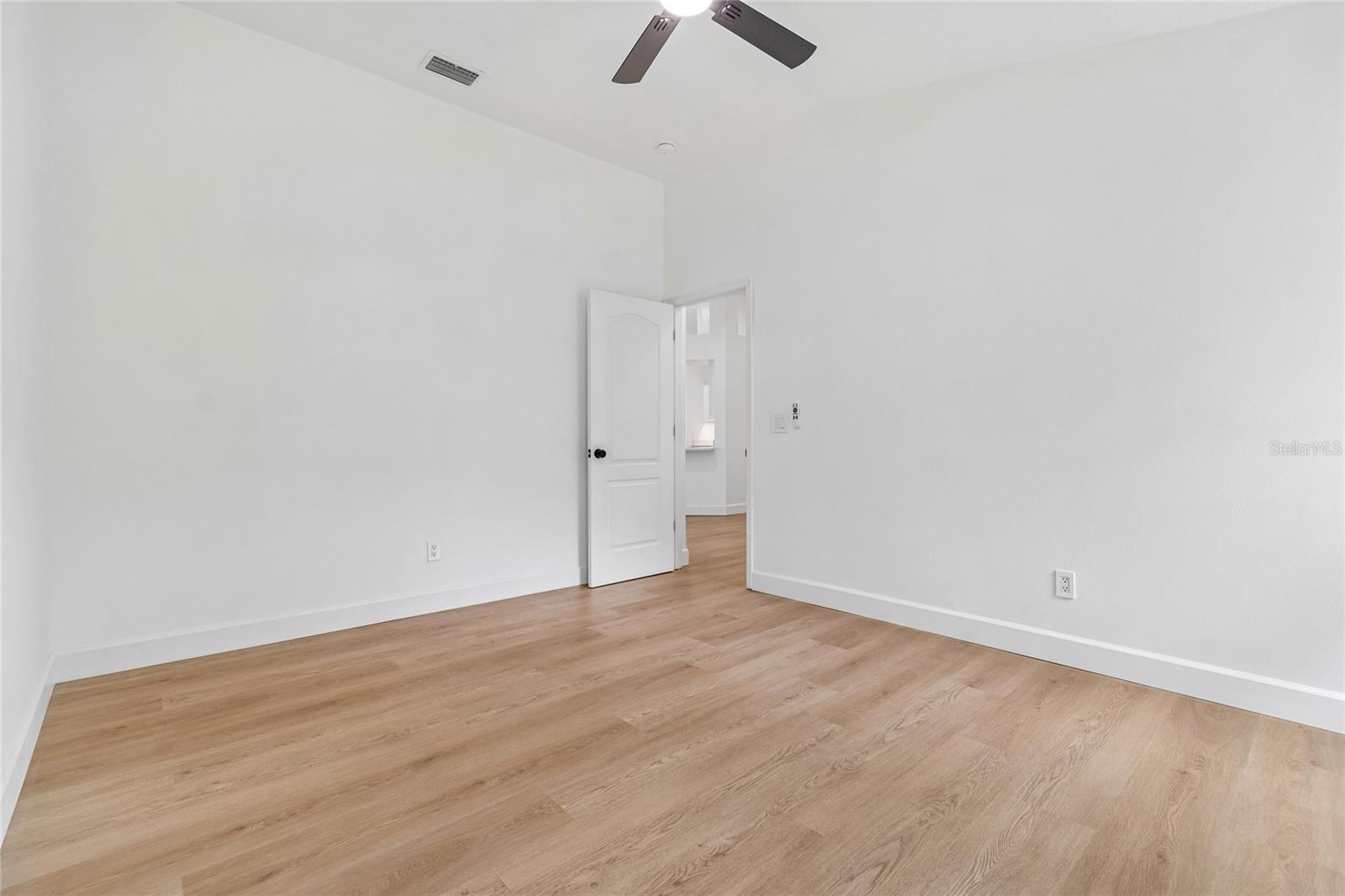 3041 BEAVER POND TRL — photo 26