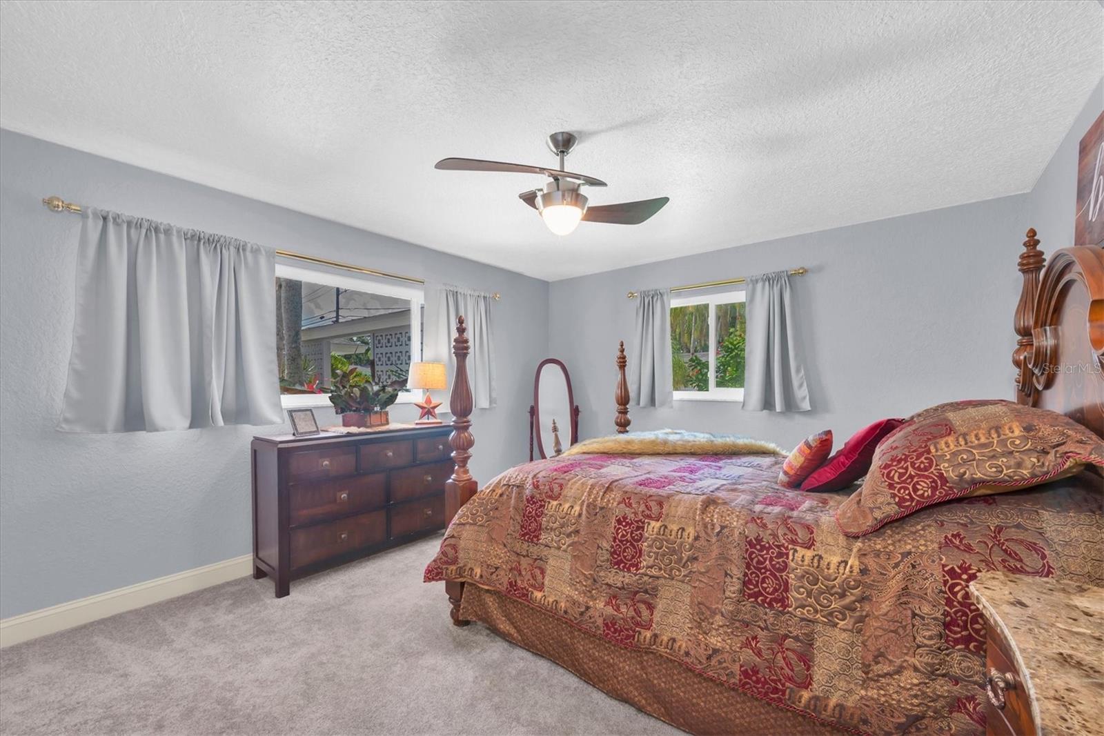 1350 FAIRWAY DR — photo 34