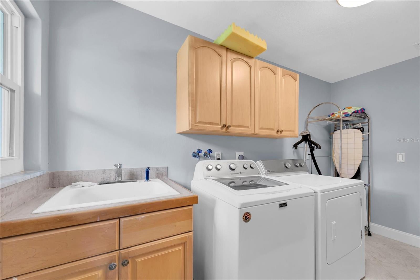 1350 FAIRWAY DR — photo 40