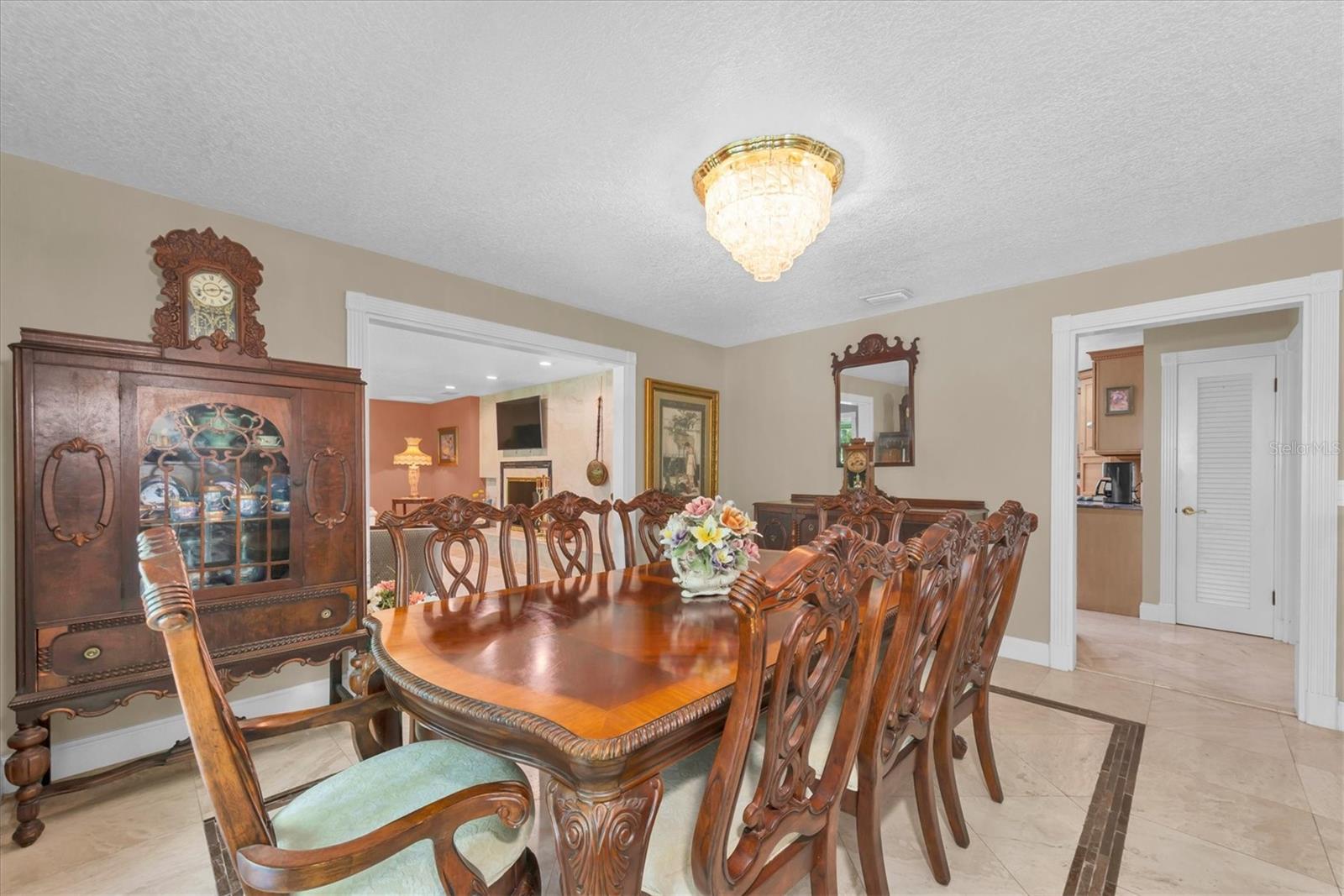 1350 FAIRWAY DR — photo 17