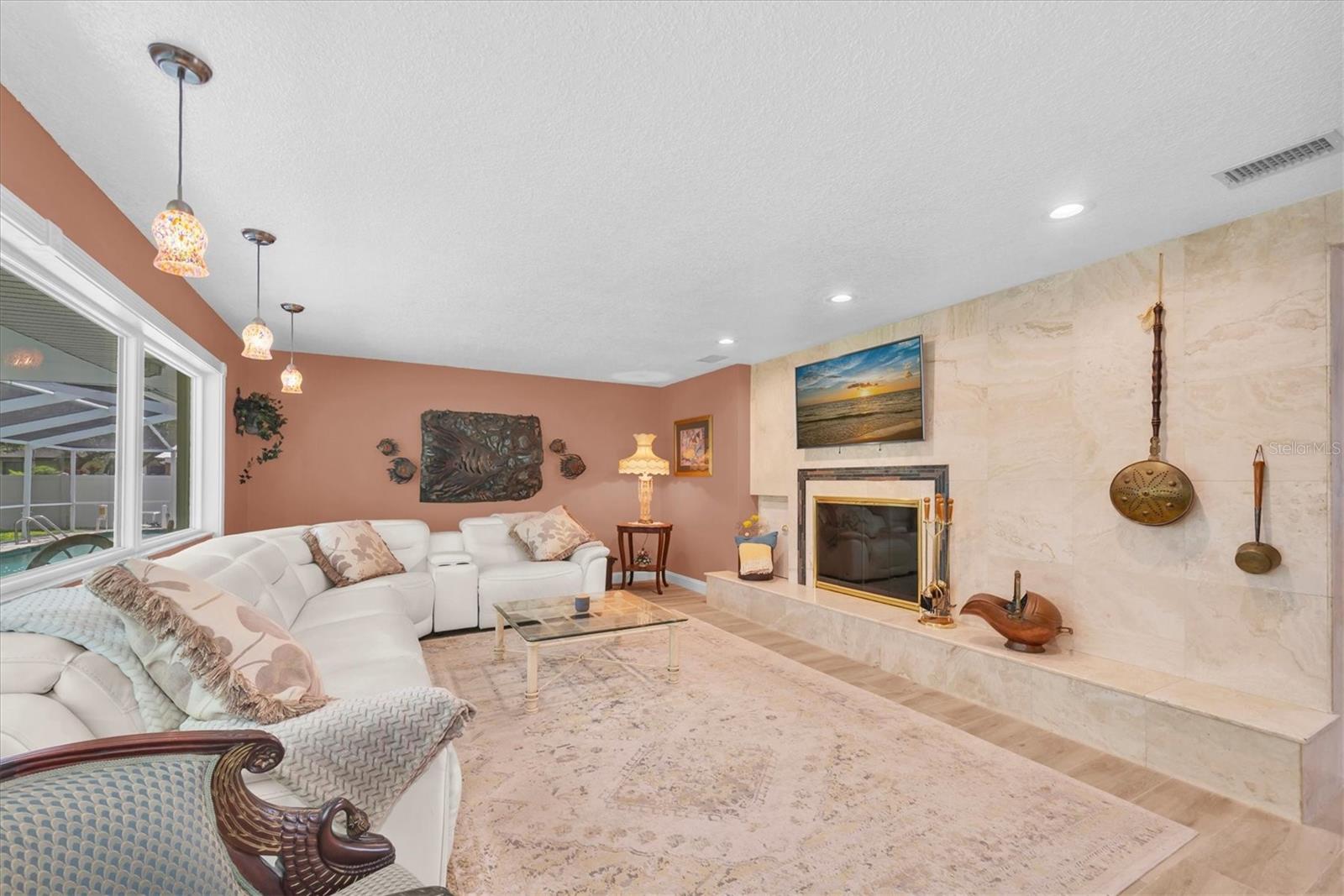 1350 FAIRWAY DR — photo 11