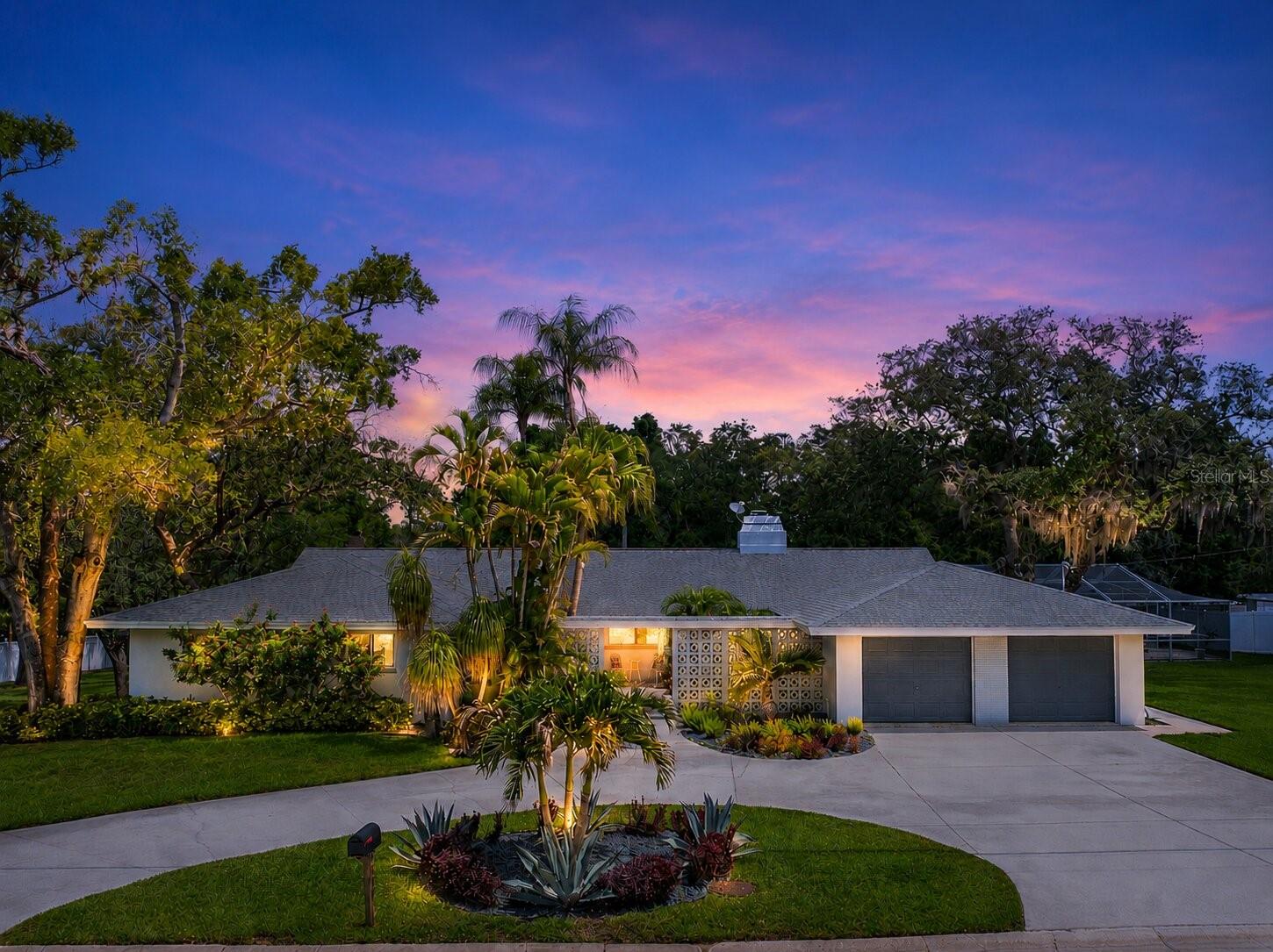 1350 FAIRWAY DR — photo 4