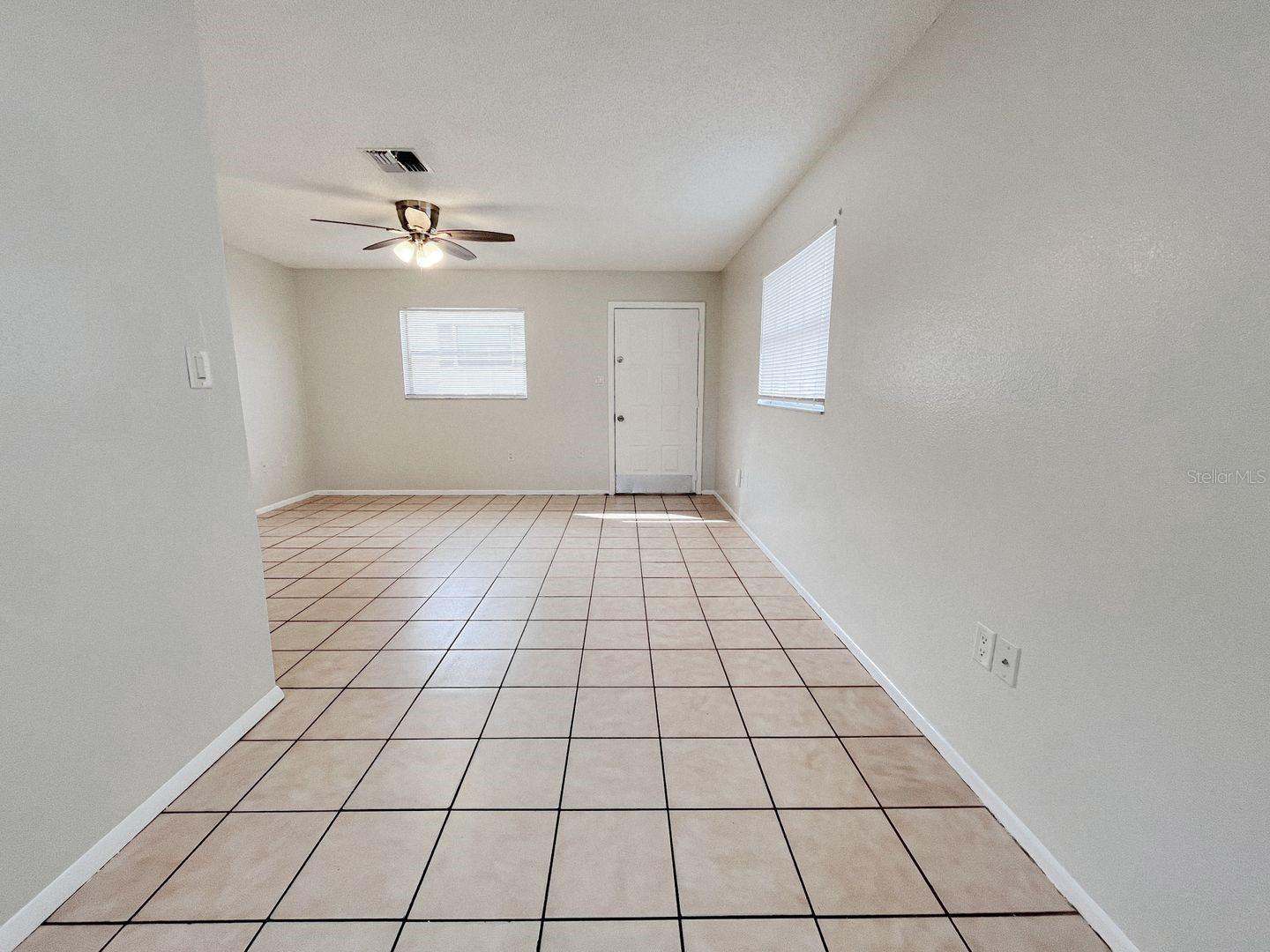5723 SILVER SPUR DR — photo 8