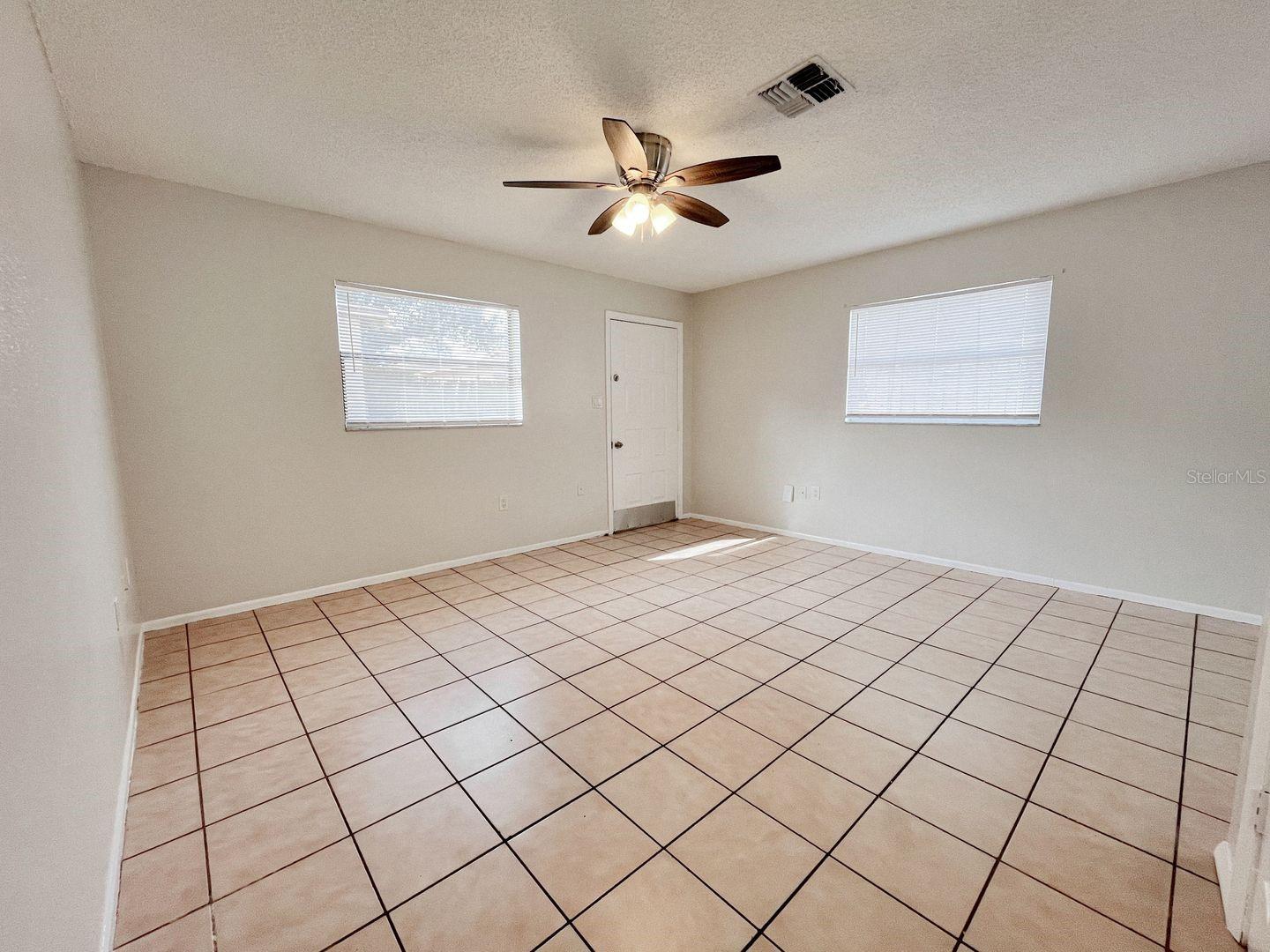 5723 SILVER SPUR DR — photo 10