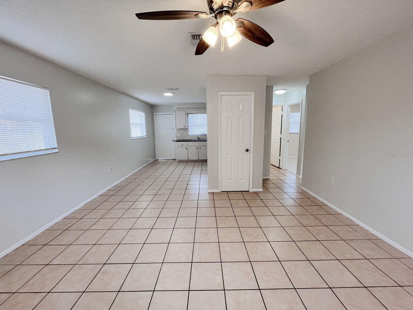 5723 SILVER SPUR DR — photo 5