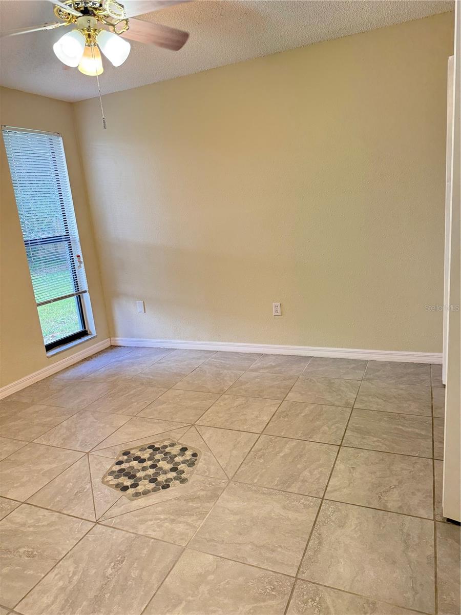 7441 CARMEL AVE — photo 6