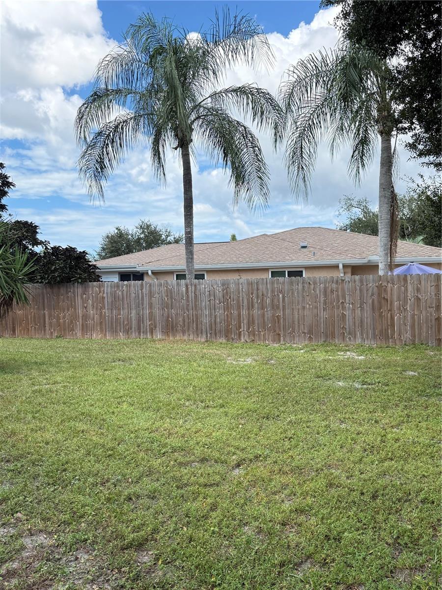 7441 CARMEL AVE — photo 14