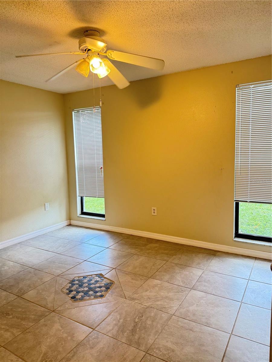 7441 CARMEL AVE — photo 7