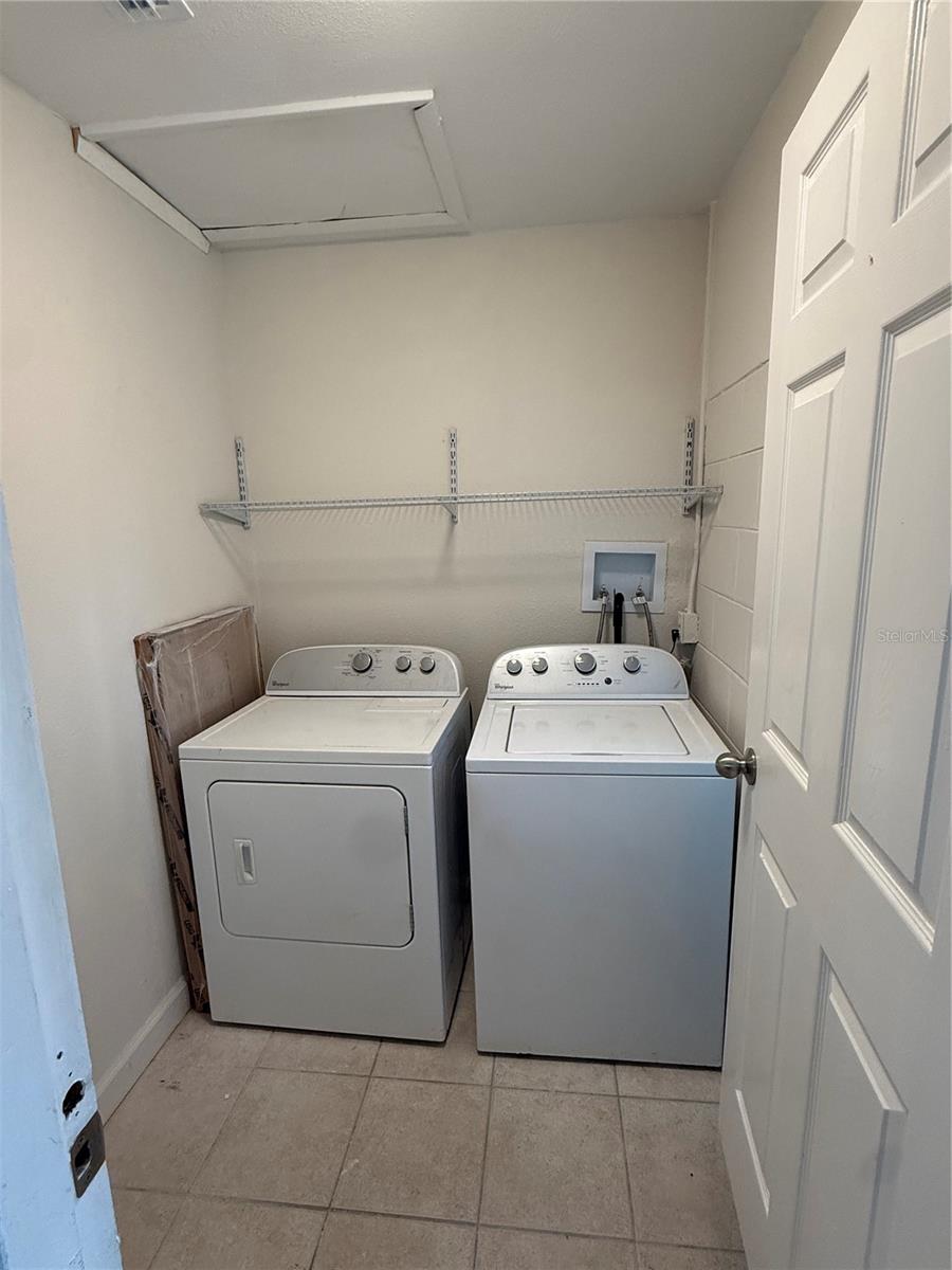 7441 CARMEL AVE — photo 12