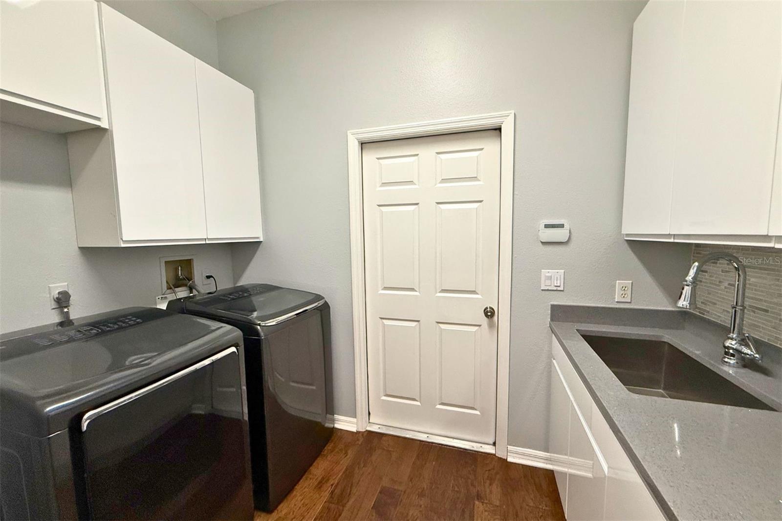4824 HANGING MOSS LN — photo 27