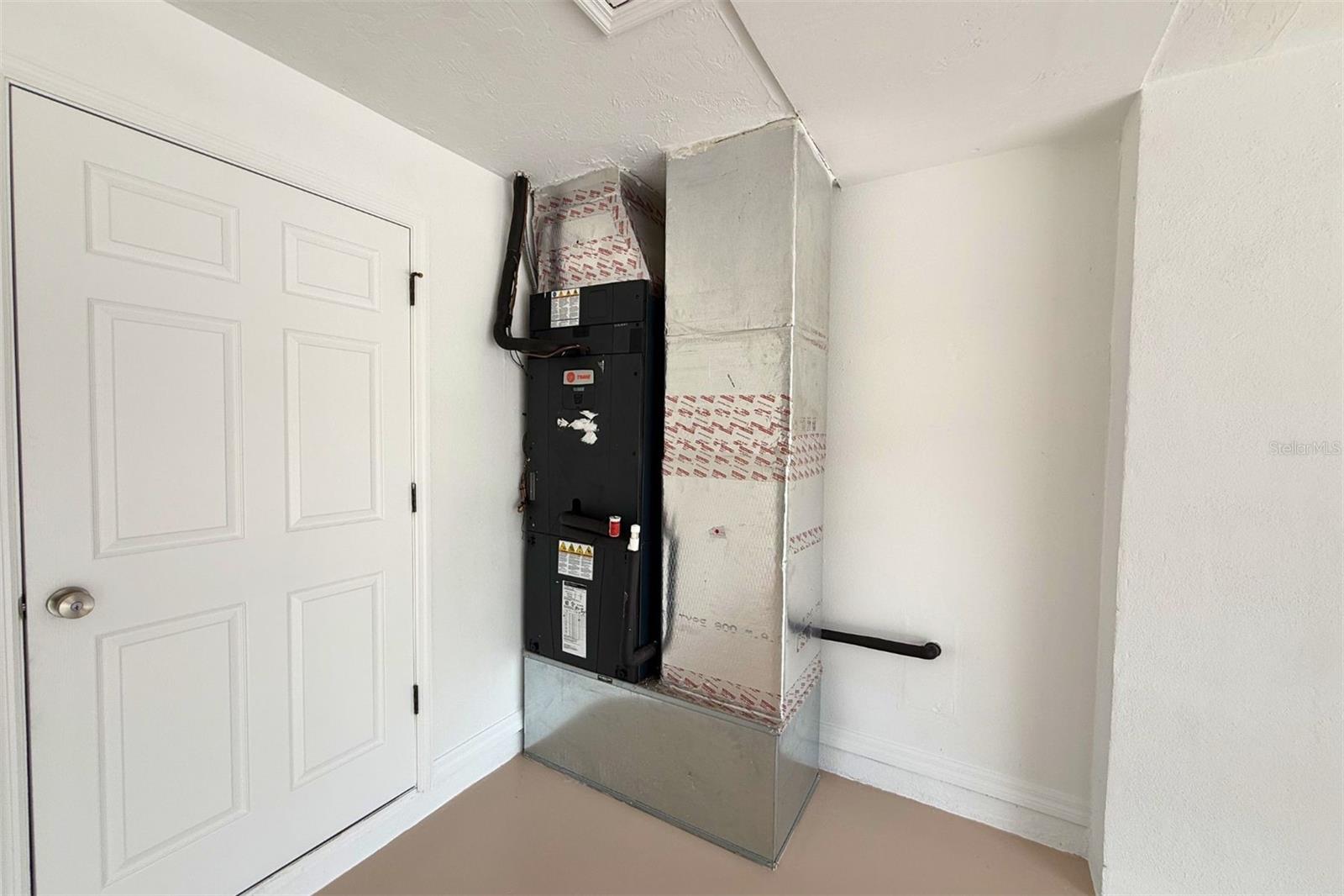 4824 HANGING MOSS LN — photo 30