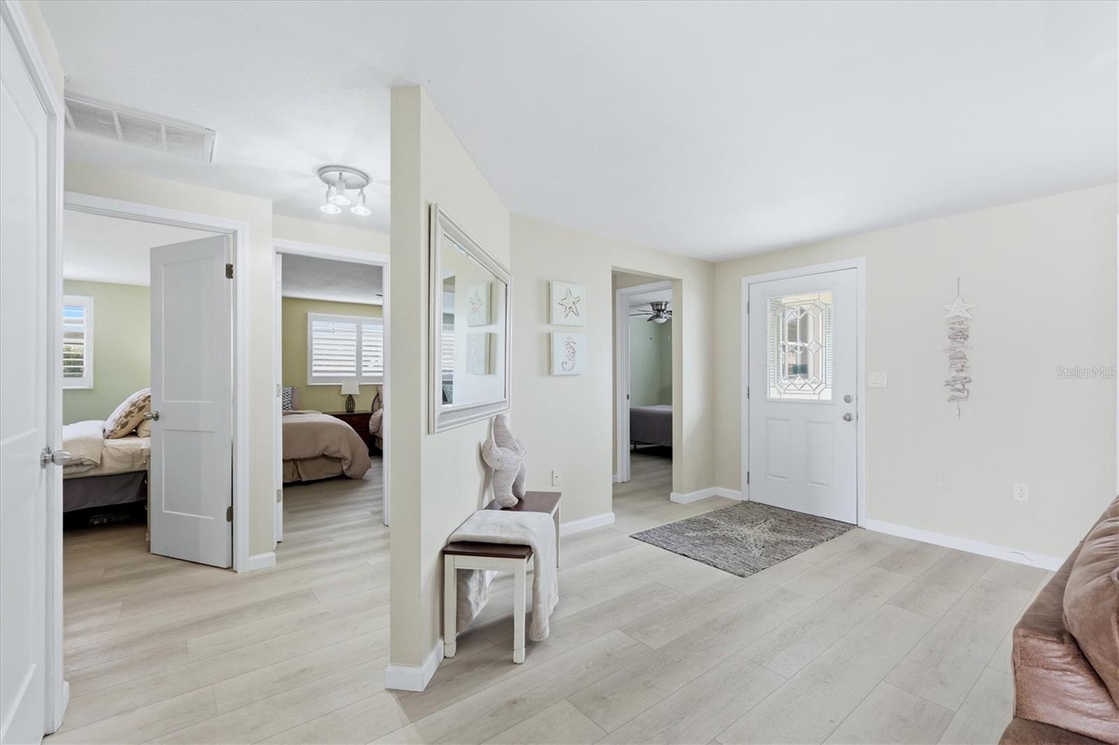 24 OAKWOOD DR N #24 — photo 4