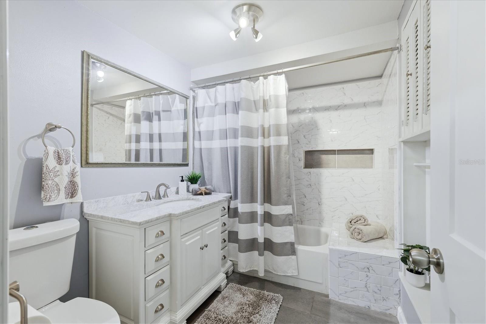 24 OAKWOOD DR N #24 — photo 26