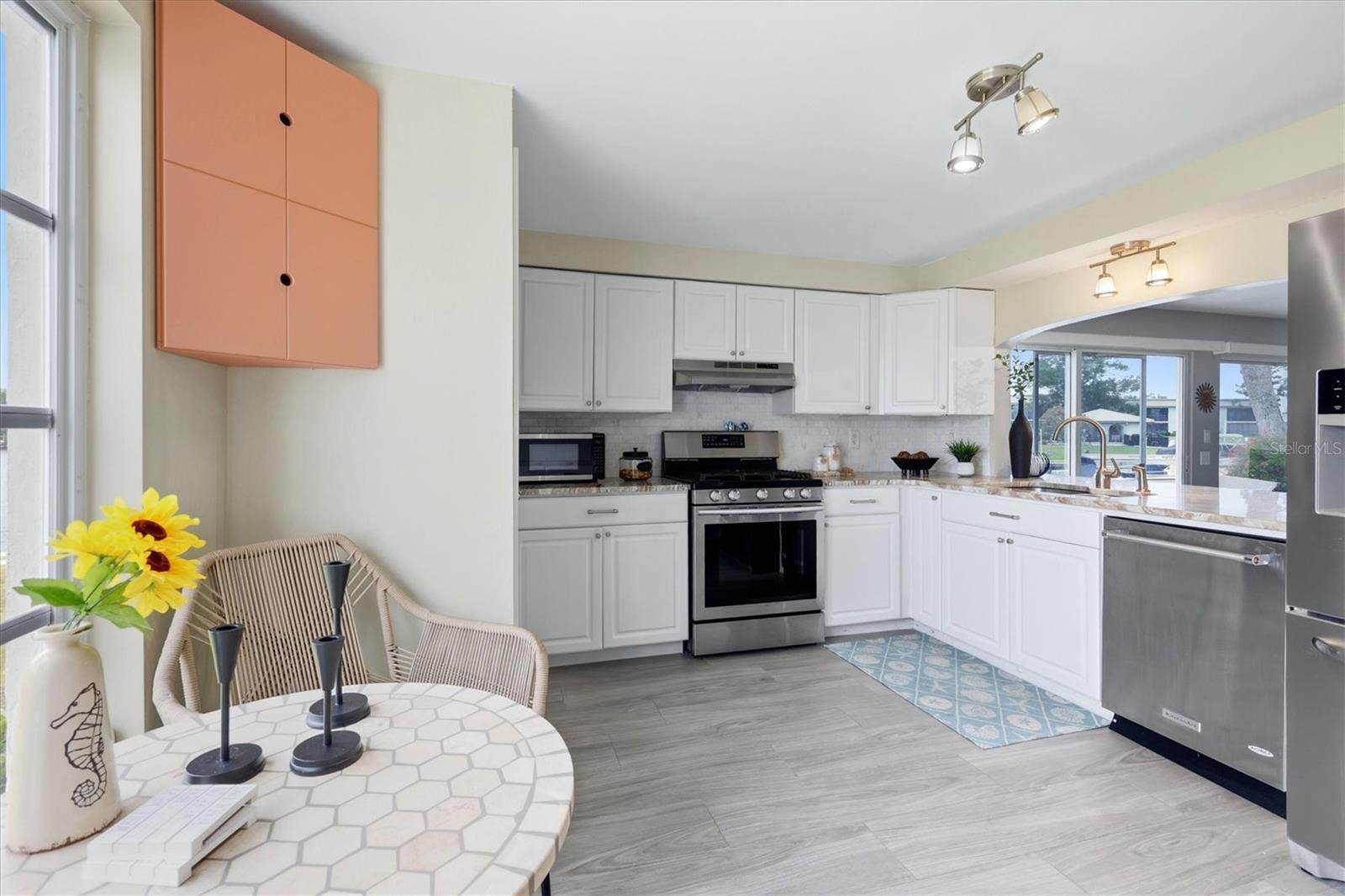 24 OAKWOOD DR N #24 — photo 17