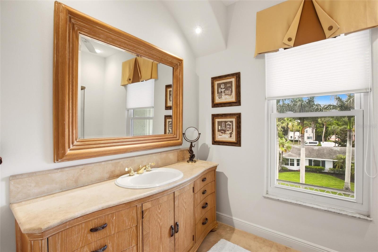 7524 WESTMORELAND DR — photo 45