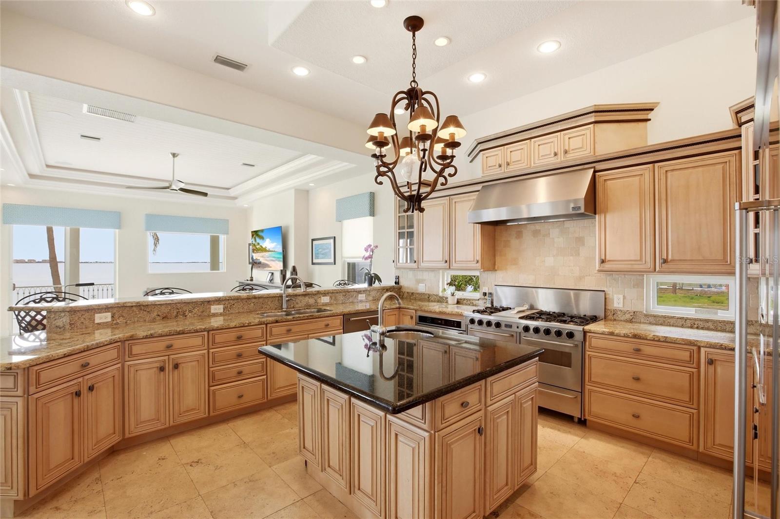 7524 WESTMORELAND DR — photo 22