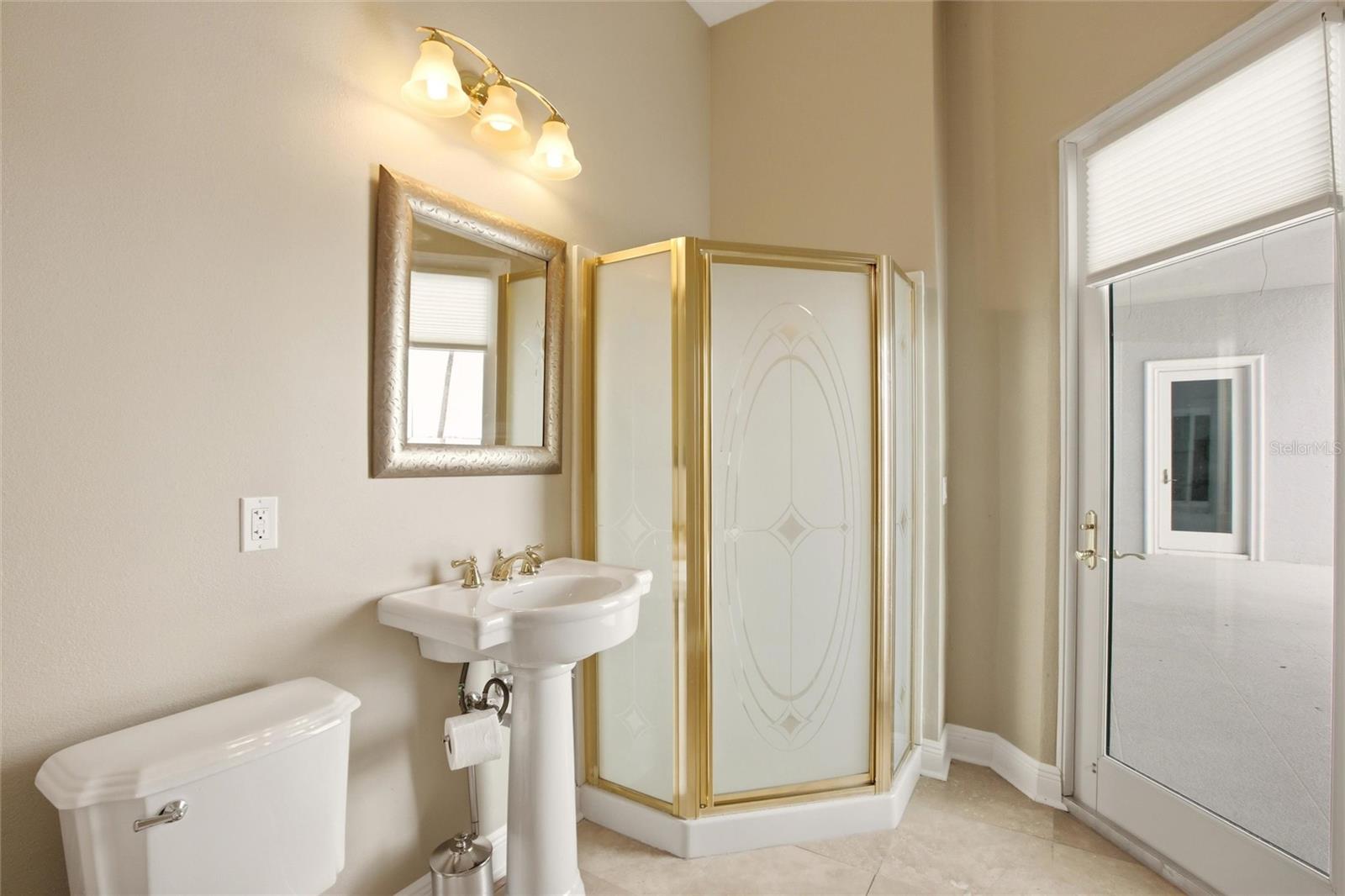 7524 WESTMORELAND DR — photo 58