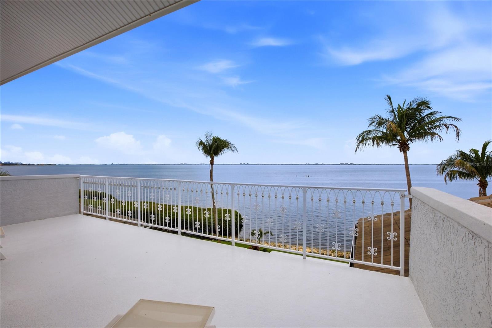 7524 WESTMORELAND DR — photo 40