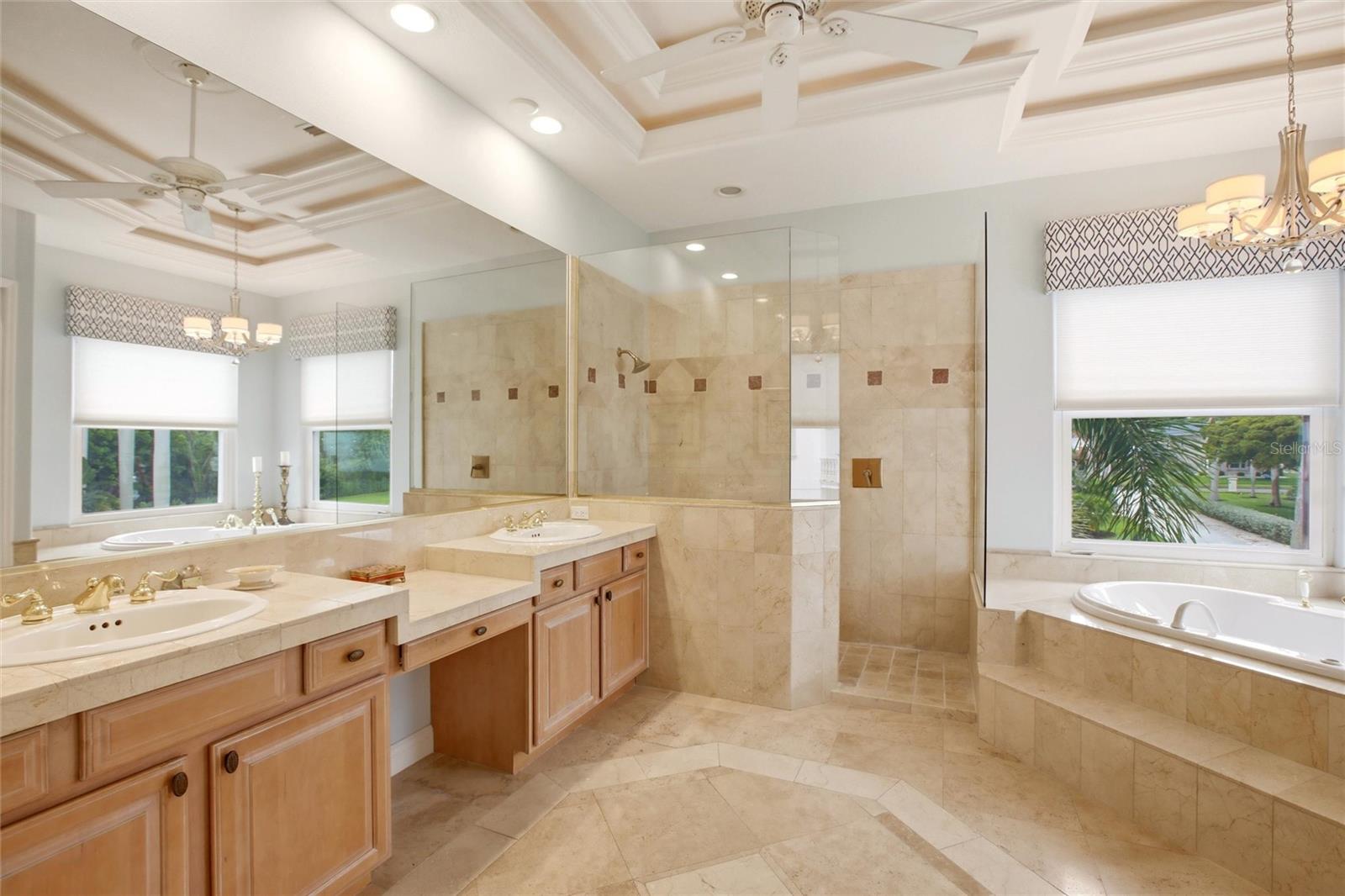 7524 WESTMORELAND DR — photo 32