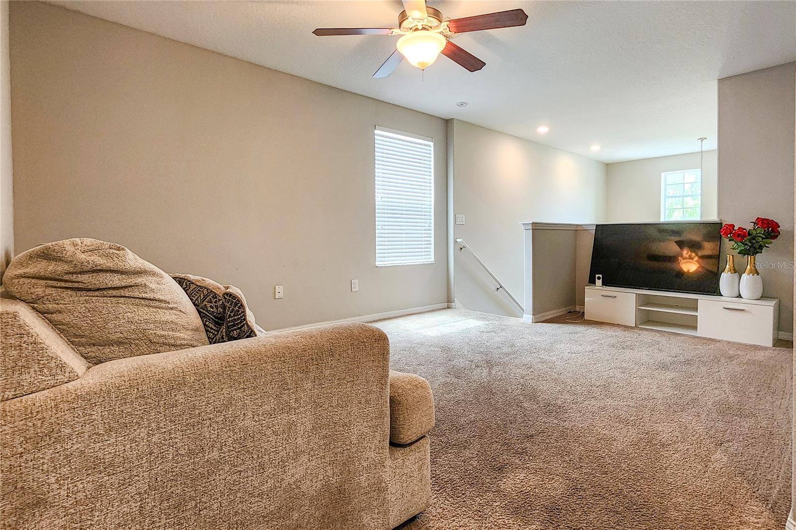 949 TERRA VISTA ST — photo 26