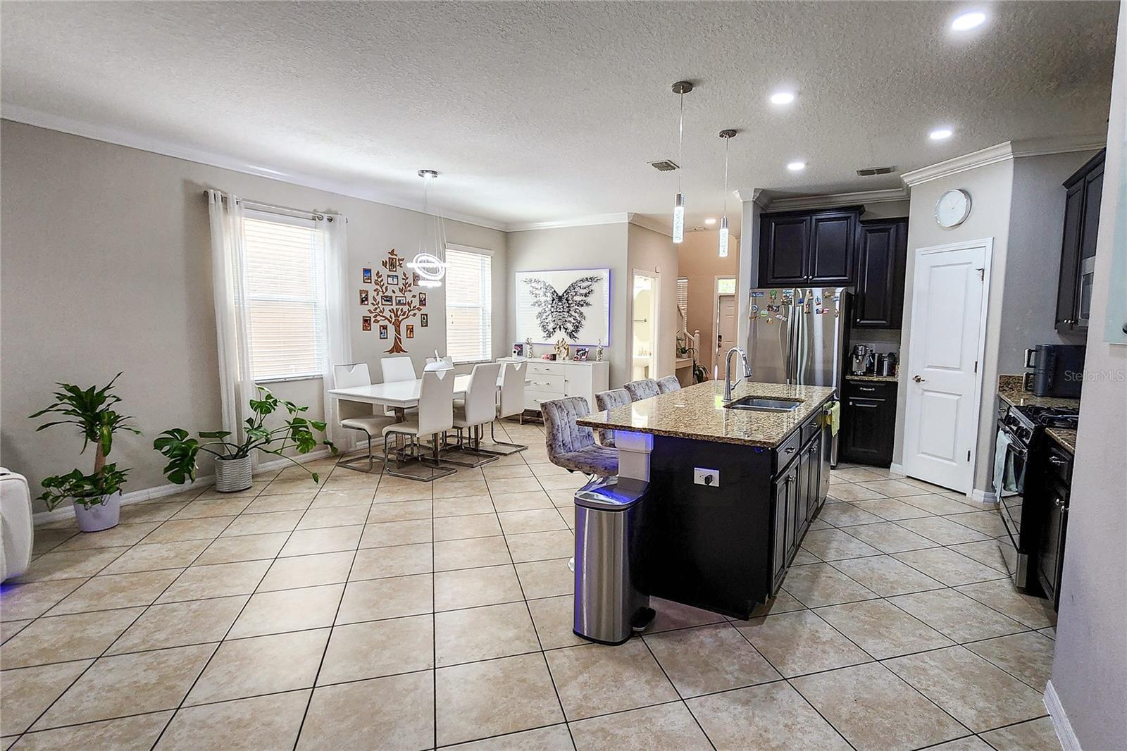 949 TERRA VISTA ST — photo 21