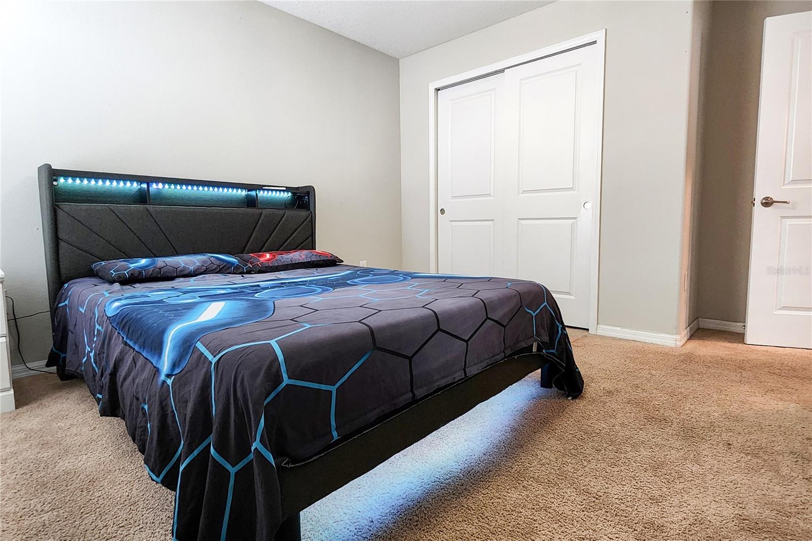 949 TERRA VISTA ST — photo 31