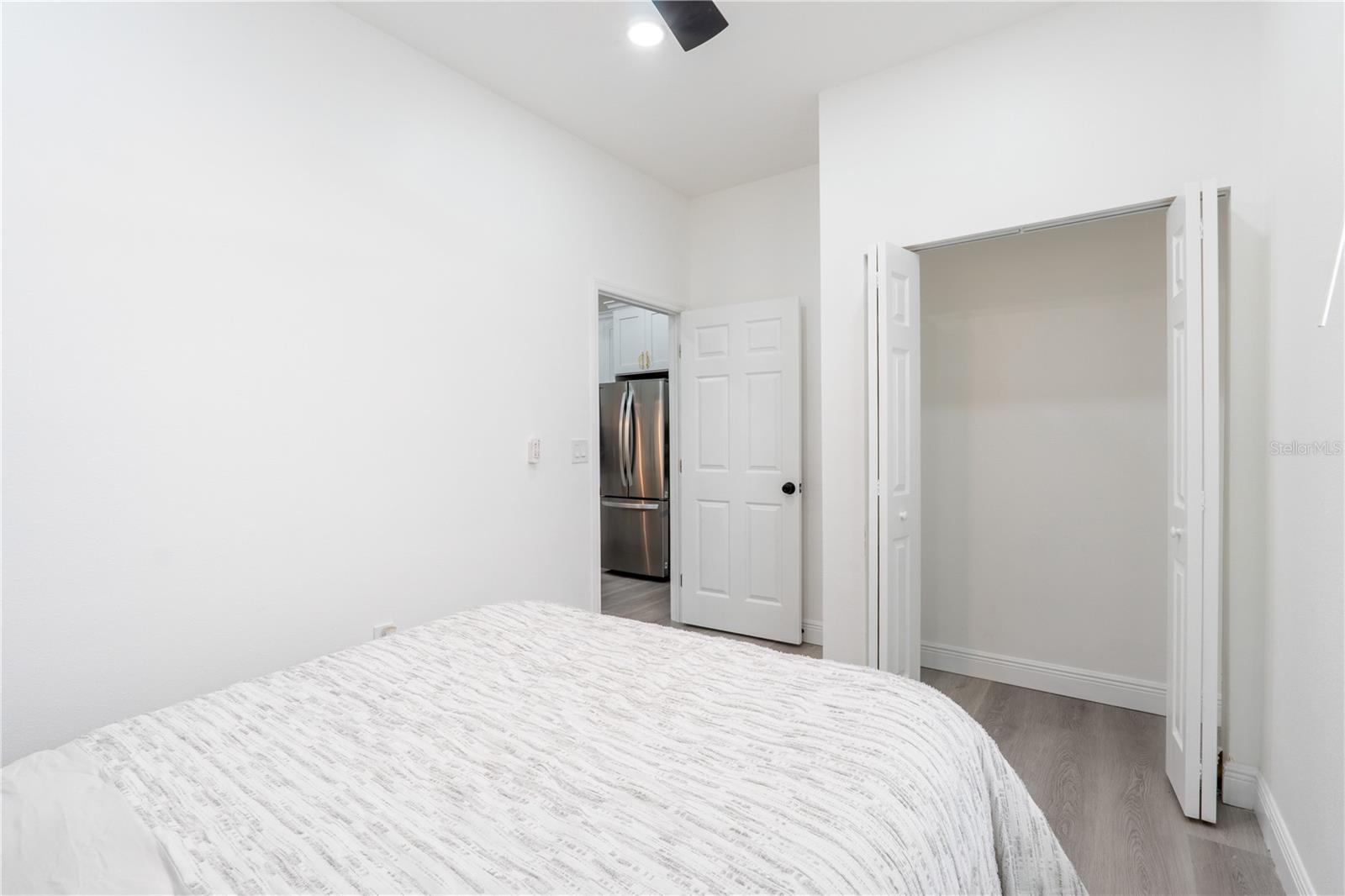 8408 N SEMINOLE AVE — photo 14