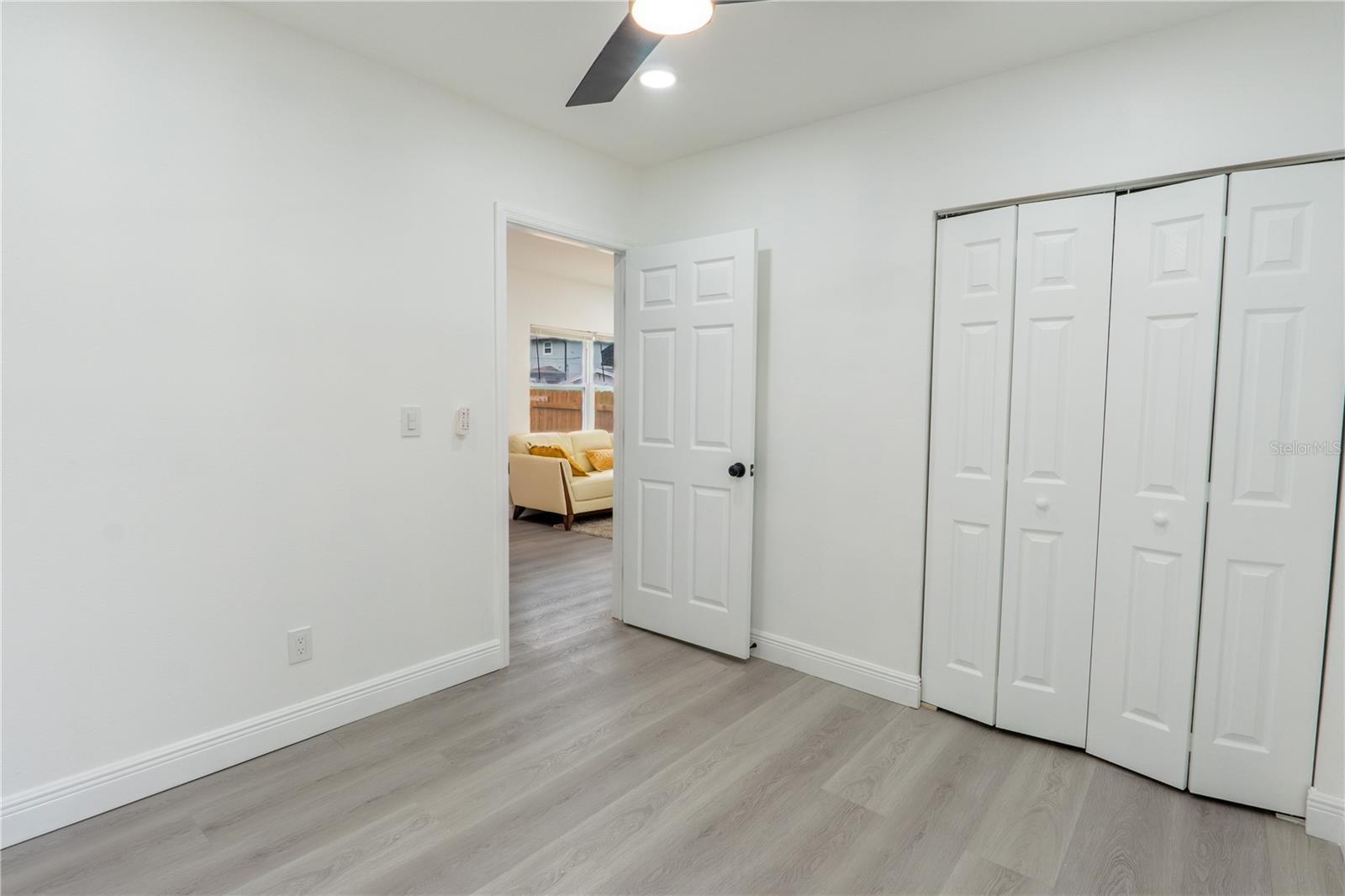 8408 N SEMINOLE AVE — photo 36