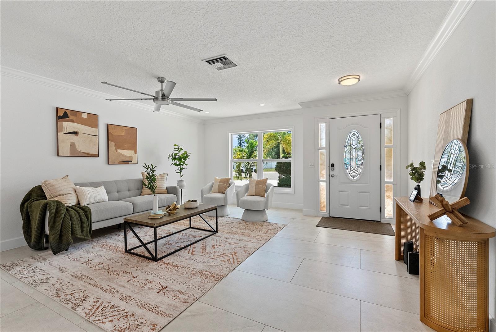 805 LEISEY CIR — photo 5