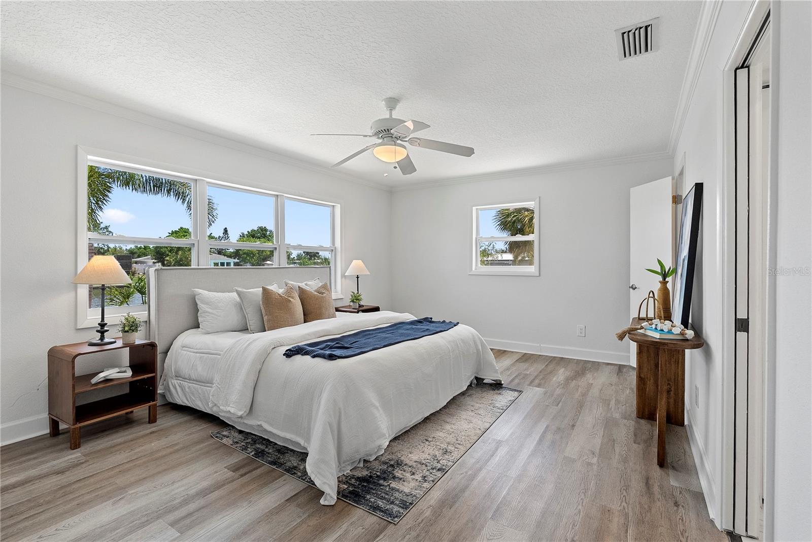 805 LEISEY CIR — photo 19