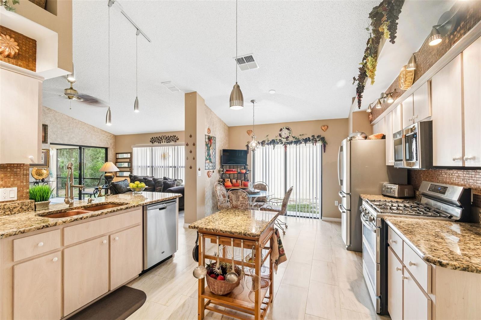 9311 HAAS DR — photo 22