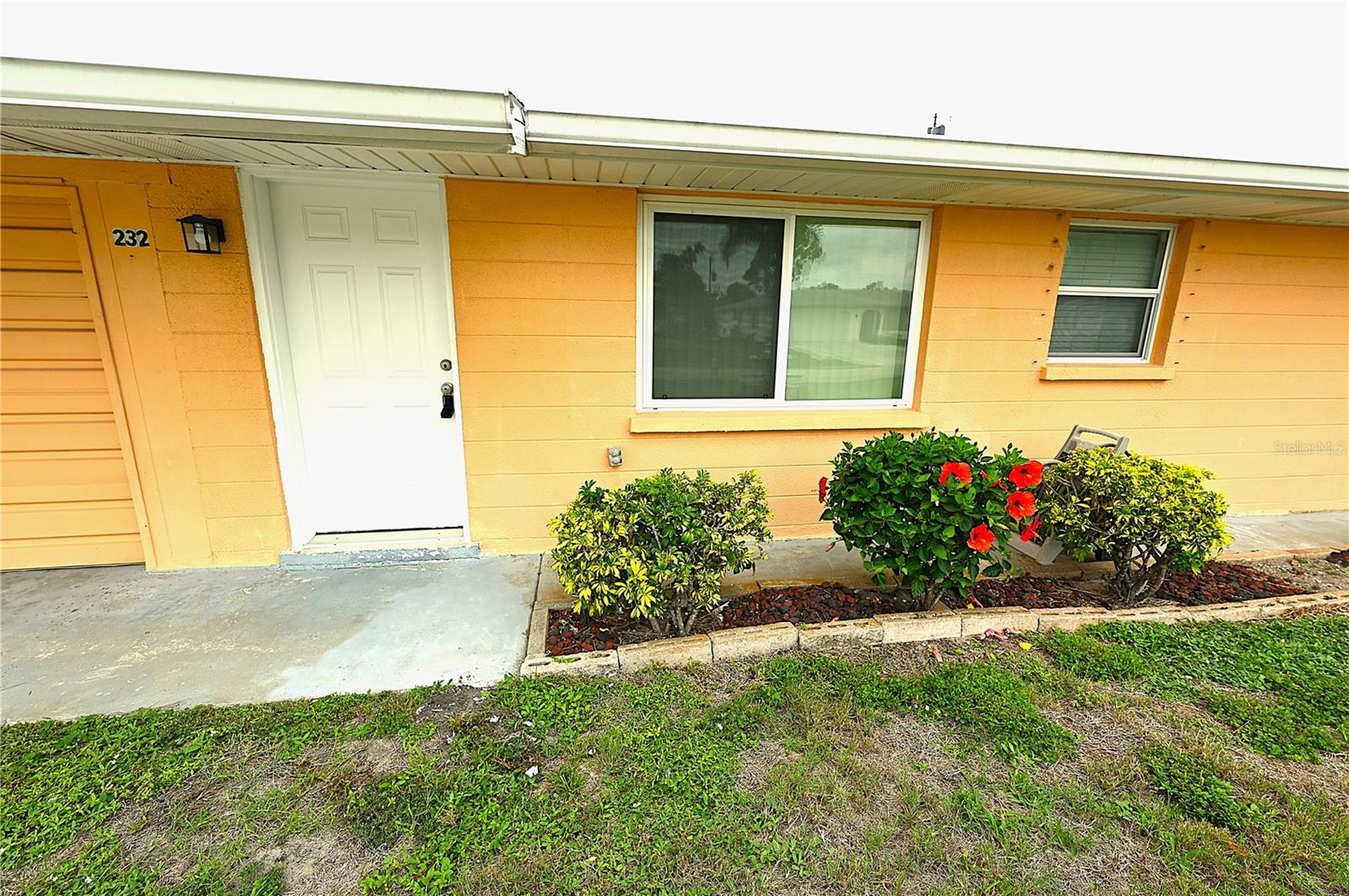 232 SAN MARINO AVE — photo 2