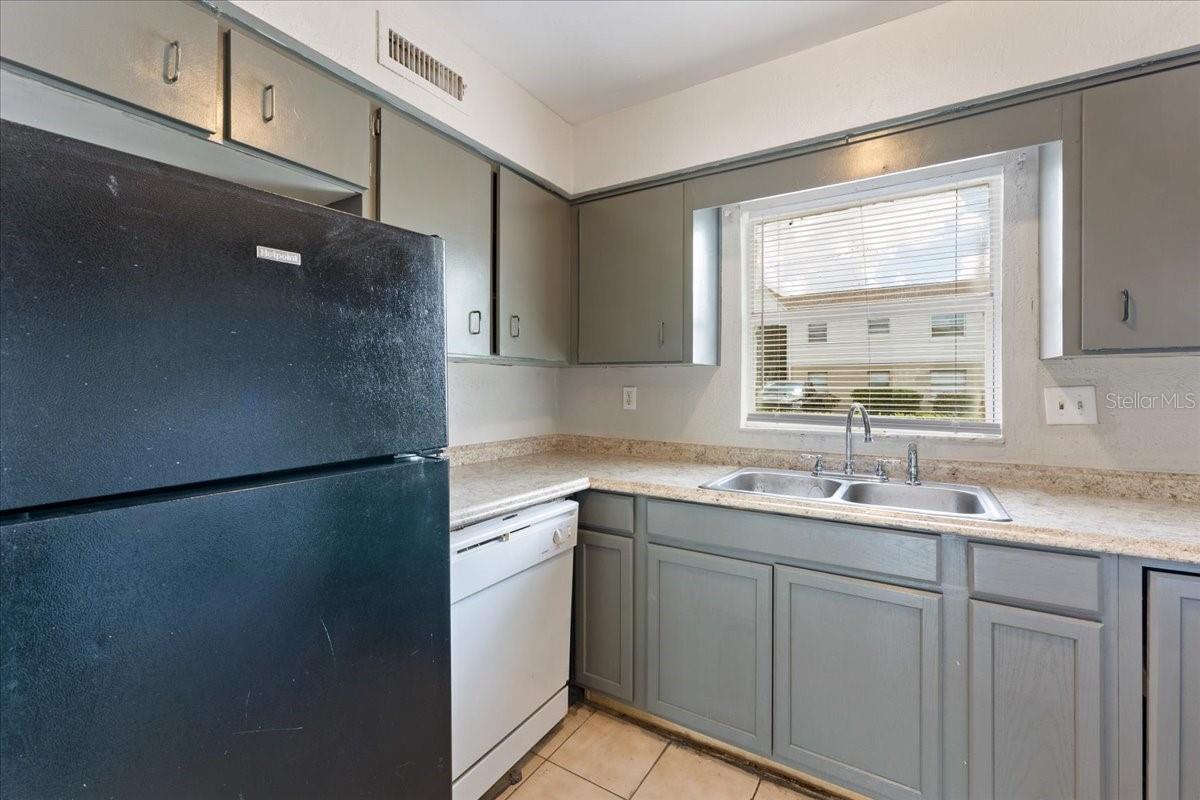 7210 N MANHATTAN AVE #1714 — photo 11