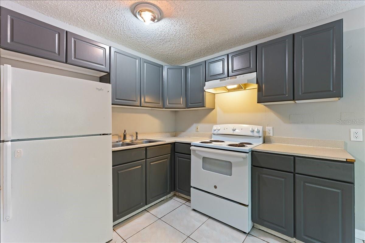 6345 NEWTOWN CIR #45B2 — photo 3