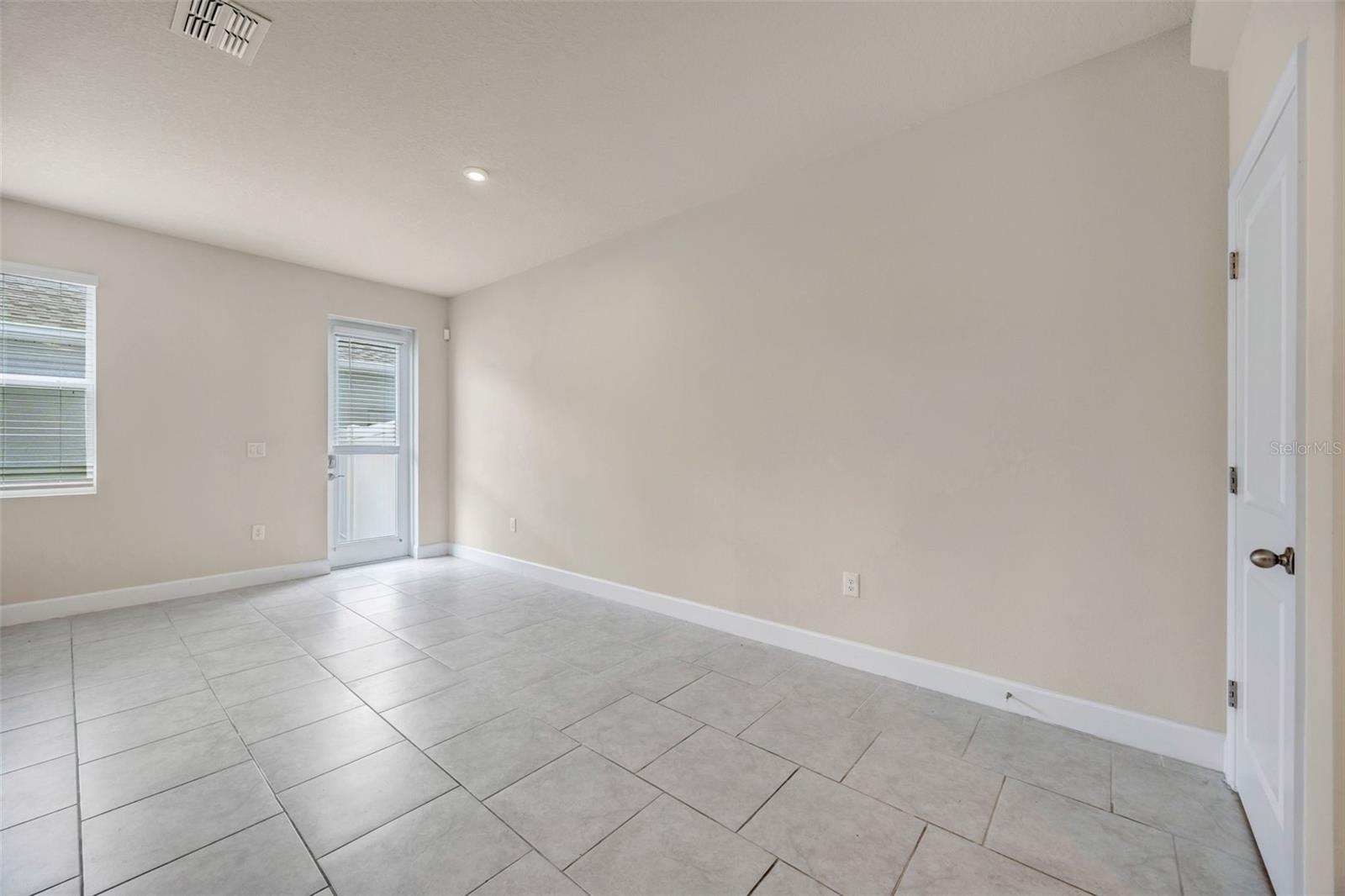 14478 PROMENADE — photo 15