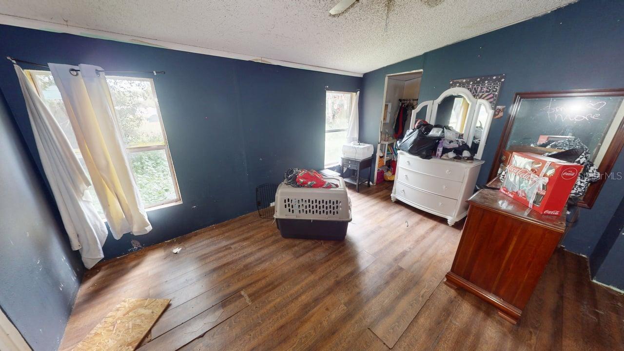 30501 CLEARVIEW DR — photo 25