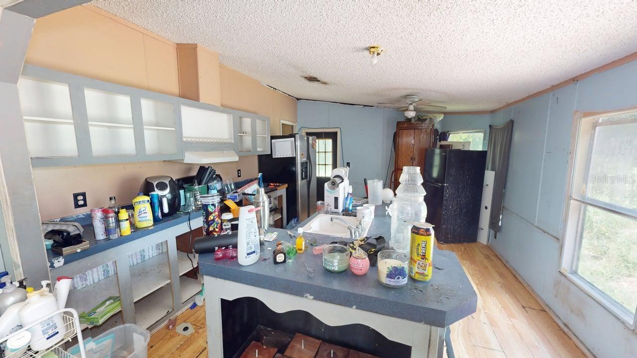 30501 CLEARVIEW DR — photo 24