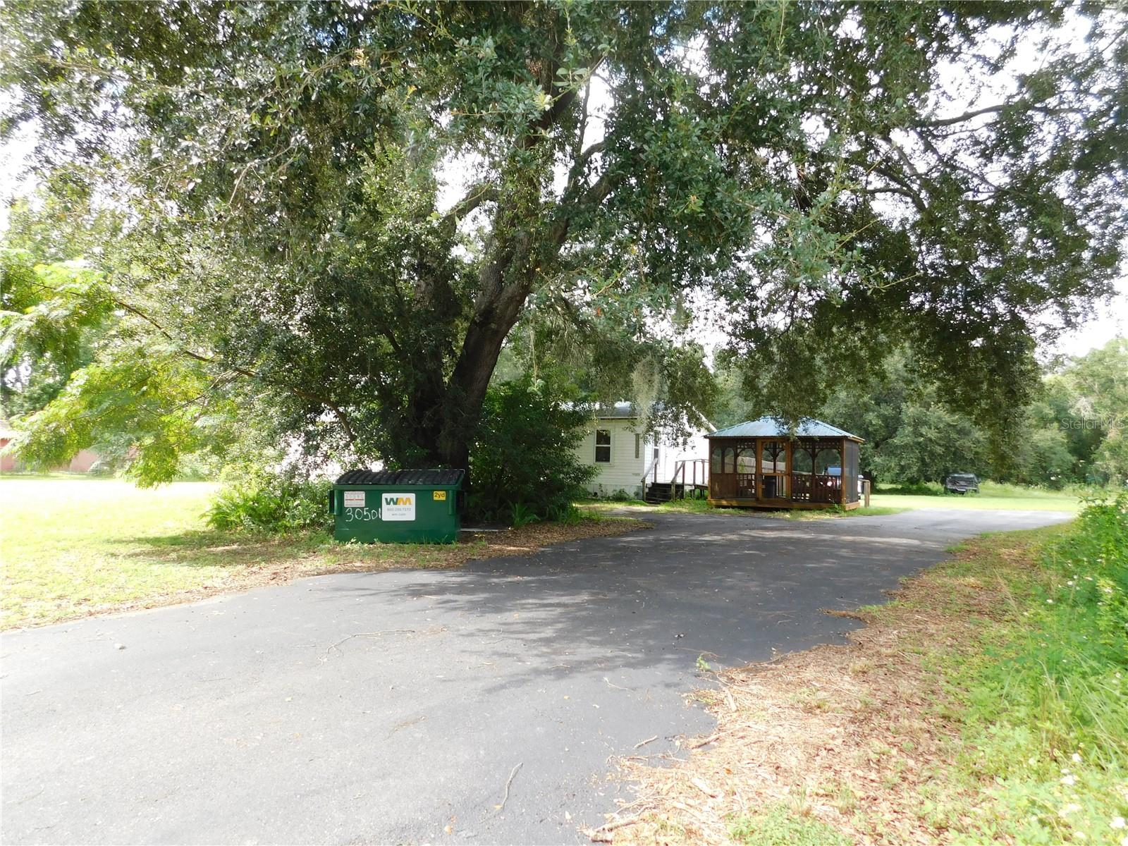 30501 CLEARVIEW DR — photo 39